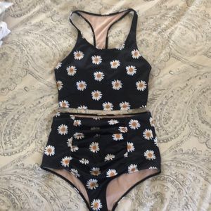 Kortni Jeane highwaisted sunflower set
